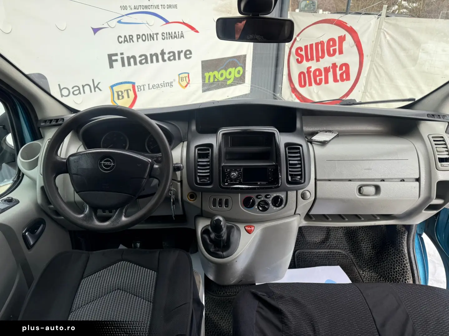 Opel Vivaro 2011 8 1 2.0D 110cp Inm Ro Euro5