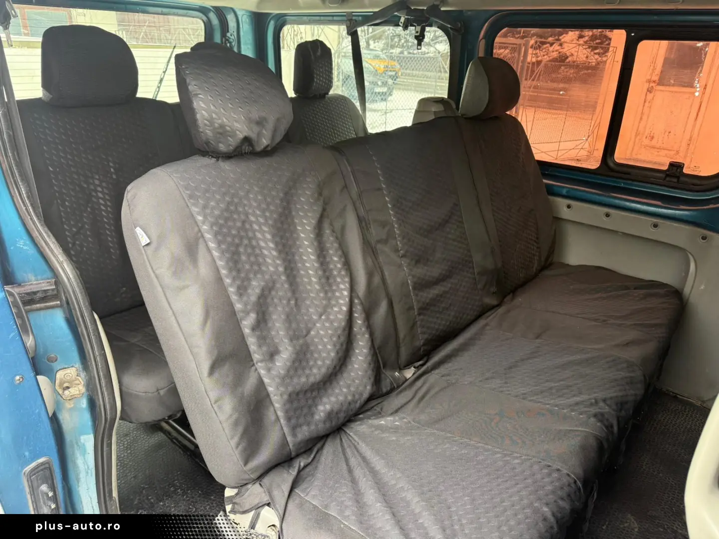 Opel Vivaro 2011 8 1 2.0D 110cp Inm Ro Euro5