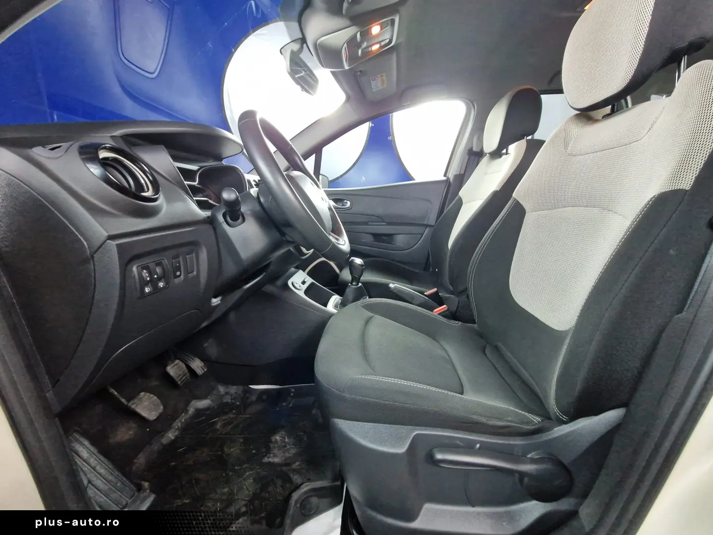 RENAULT CAPTUR 1.5 BLUE DCI 90CP MT5 ZEN 2019