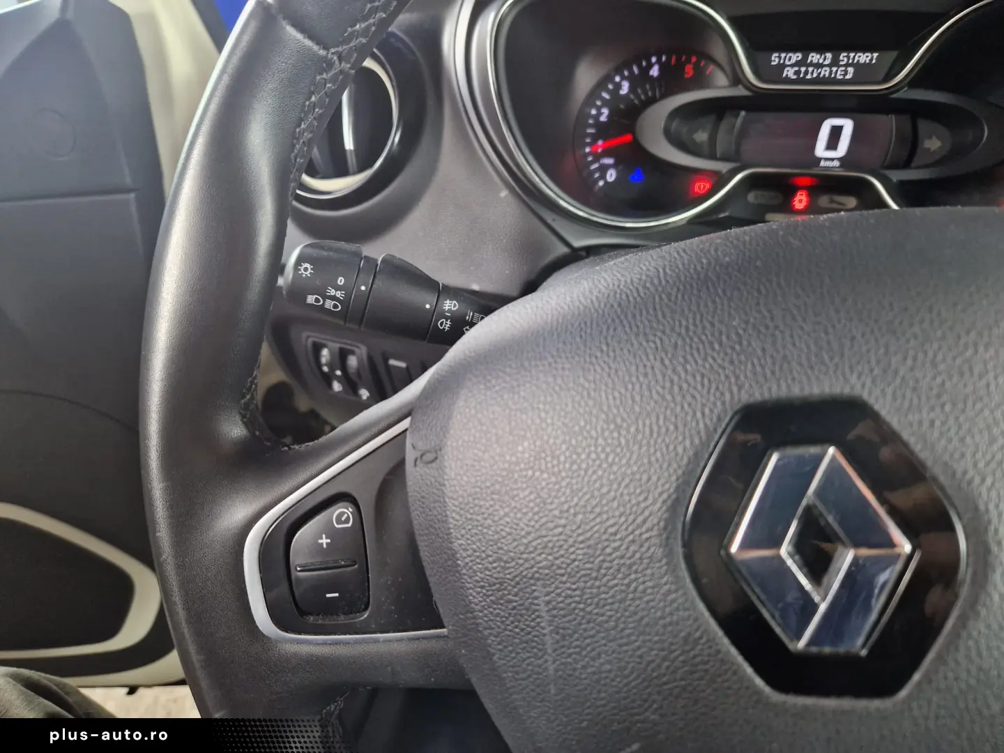 RENAULT CAPTUR 1.5 BLUE DCI 90CP MT5 ZEN 2019