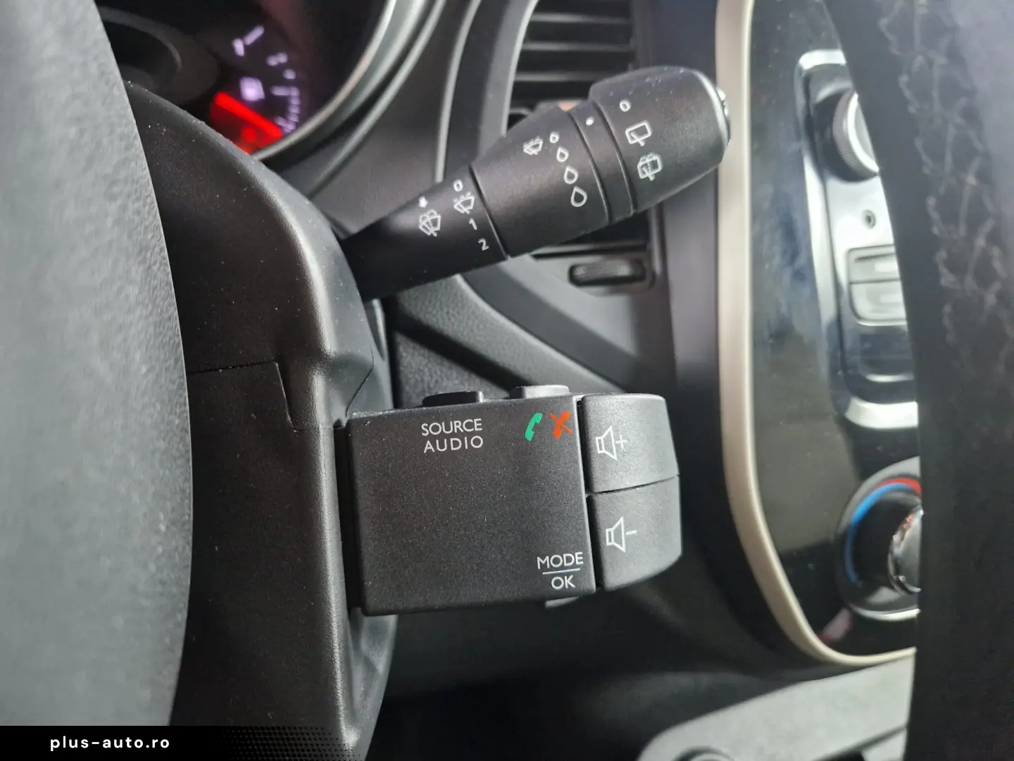 RENAULT CAPTUR 1.5 BLUE DCI 90CP MT5 ZEN 2019