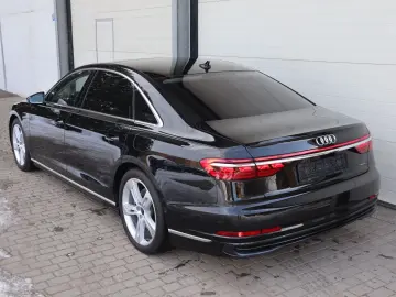 AUDI A8L 60 TFSIe lang DIG.MATRIX NACHT ALLRADLENKUNG