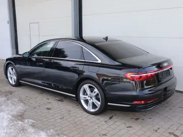 AUDI A8L 60 TFSIe lang DIG.MATRIX NACHT ALLRADLENKUNG