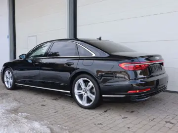 AUDI A8L 60 TFSIe lang DIG.MATRIX NACHT ALLRADLENKUNG