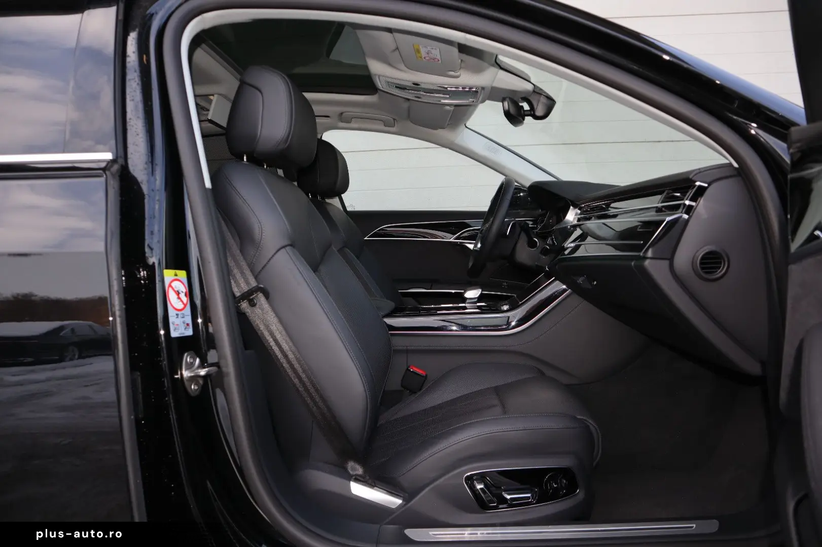 AUDI A8L 60 TFSIe lang DIG.MATRIX NACHT ALLRADLENKUNG