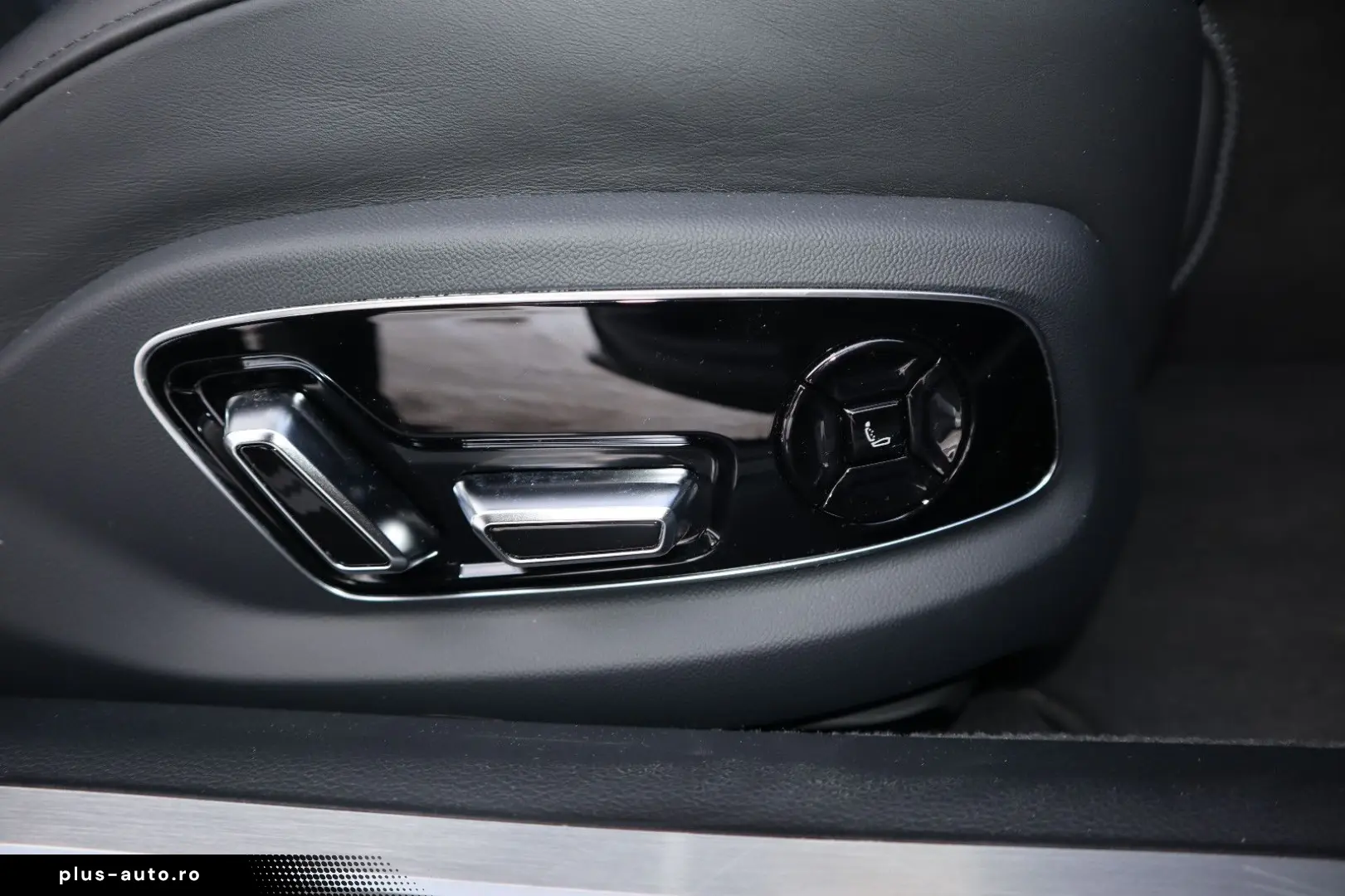 AUDI A8L 60 TFSIe lang DIG.MATRIX NACHT ALLRADLENKUNG