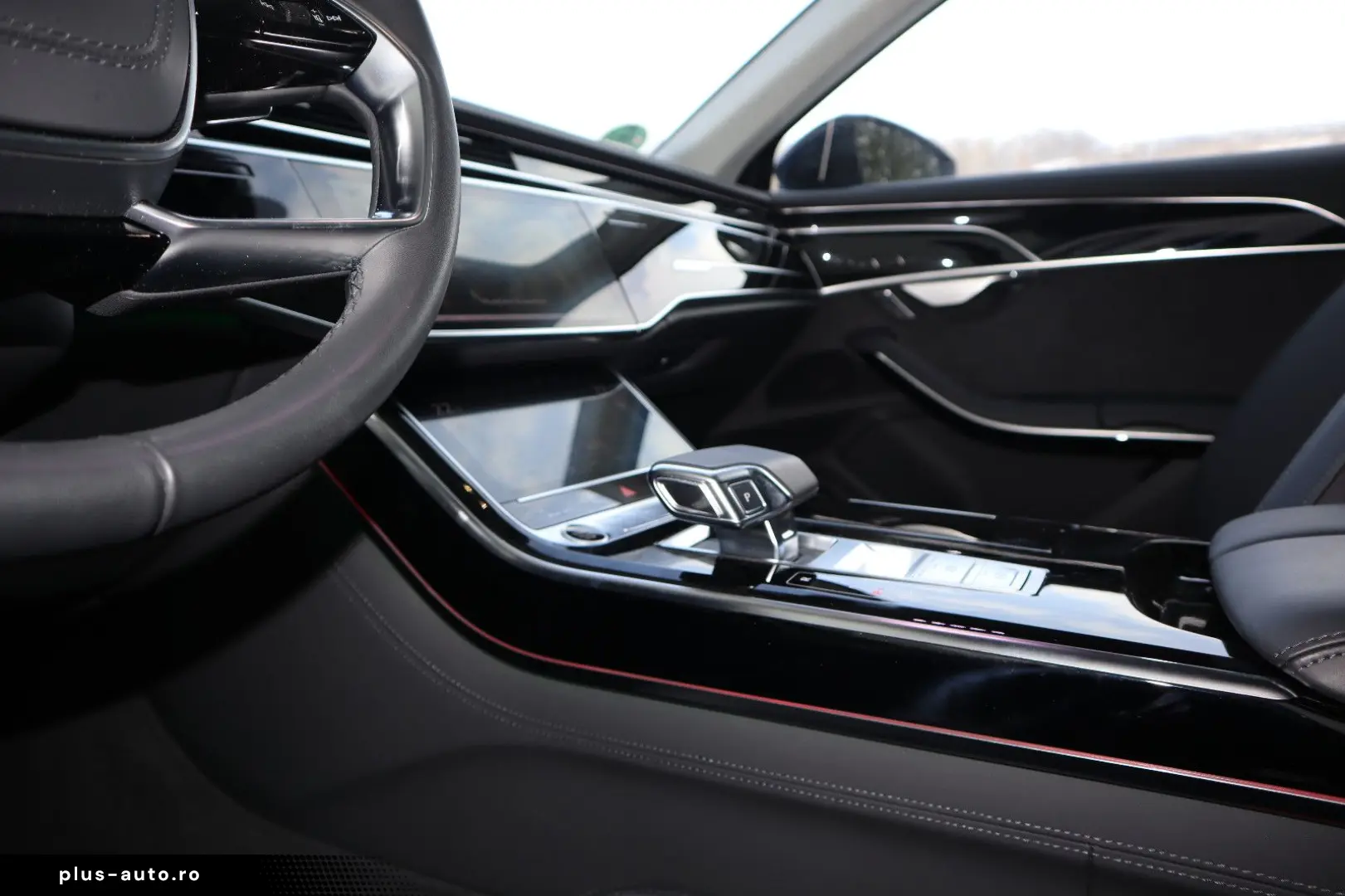 AUDI A8L 60 TFSIe lang DIG.MATRIX NACHT ALLRADLENKUNG