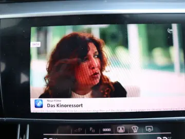 AUDI A8L 60 TFSIe lang DIG.MATRIX NACHT ALLRADLENKUNG