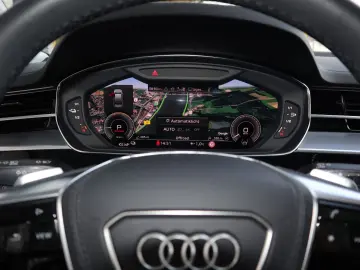 AUDI A8L 60 TFSIe lang DIG.MATRIX NACHT ALLRADLENKUNG
