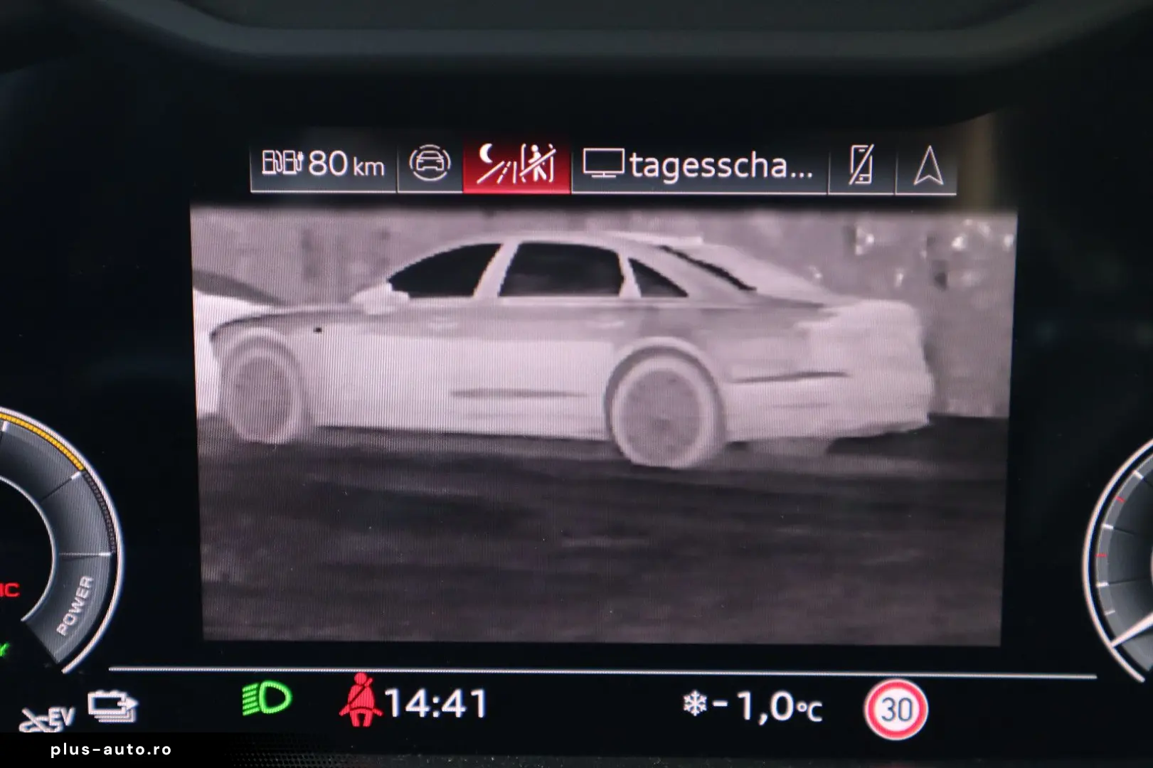 AUDI A8L 60 TFSIe lang DIG.MATRIX NACHT ALLRADLENKUNG