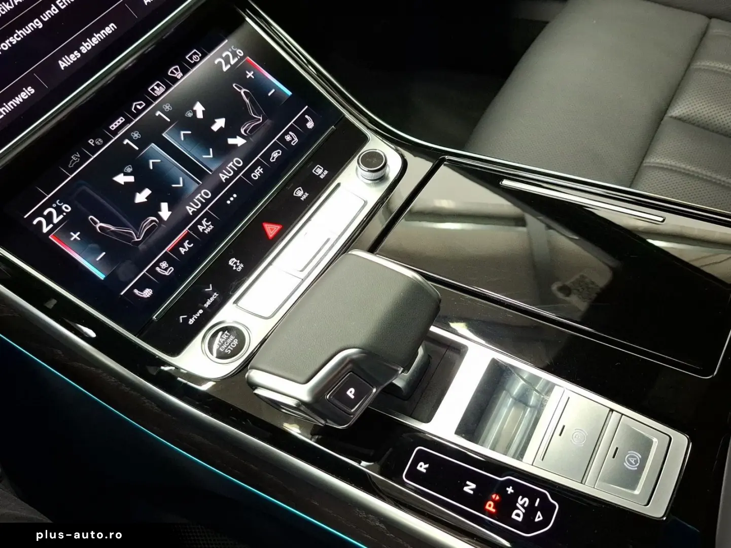 AUDI A8 Lang 60 TFSIe Q NP151 PANO LM20 4xMASSAGE B&O