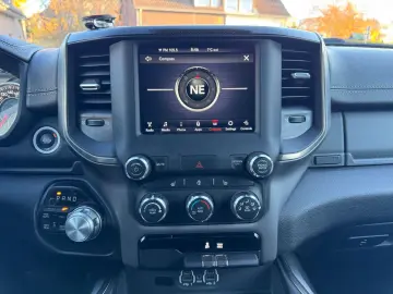 DODGE RAM 1500 5.7 V8 4X4 Aut. Off Road   LPG Prins