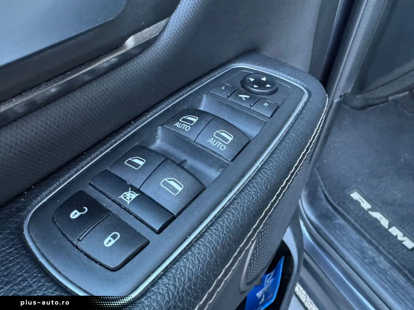 DODGE RAM 1500 5.7 V8 4X4 Aut. Off Road   LPG Prins