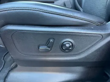 DODGE RAM 1500 5.7 V8 4X4 Aut. Off Road   LPG Prins