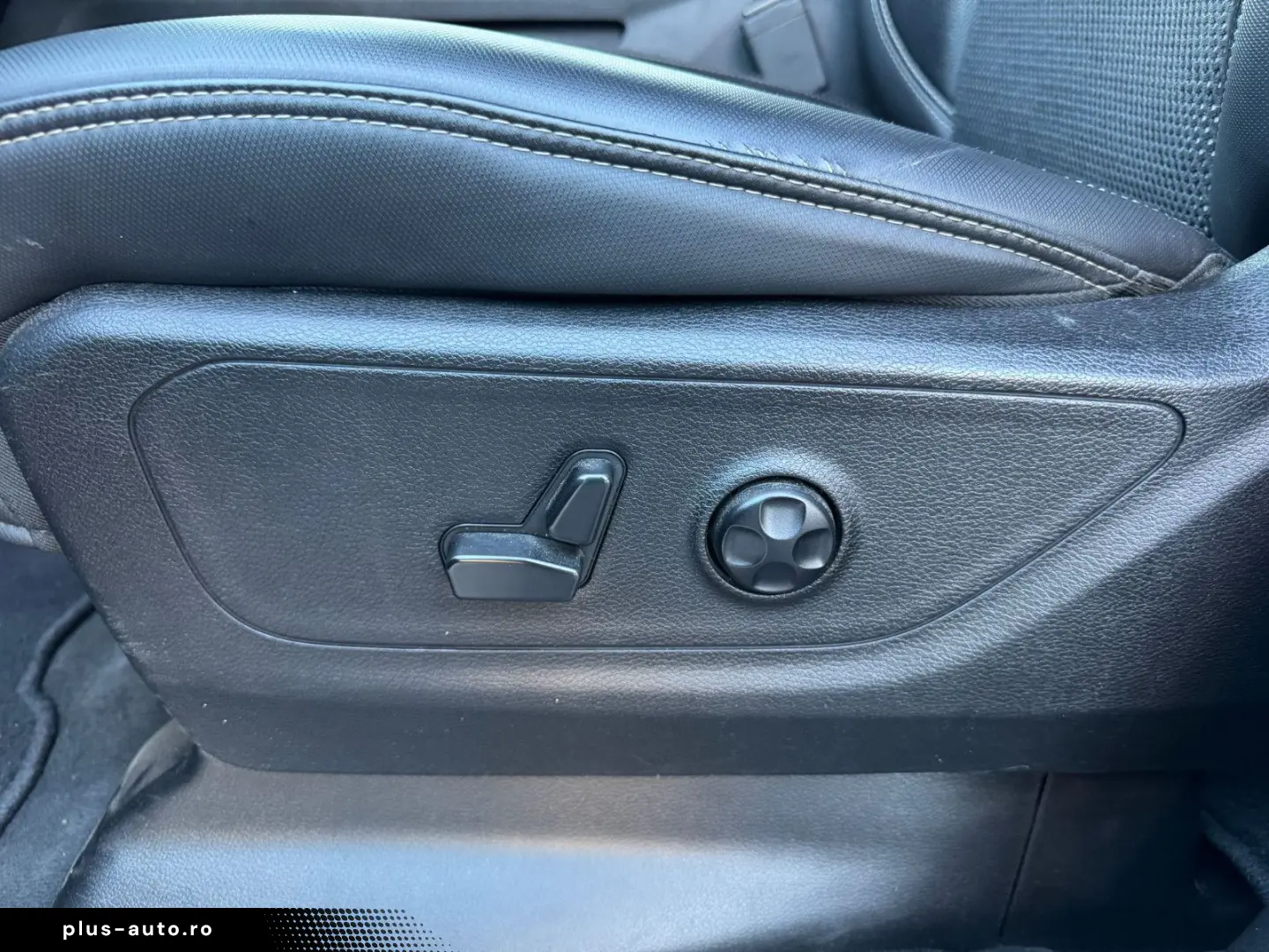 DODGE RAM 1500 5.7 V8 4X4 Aut. Off Road   LPG Prins