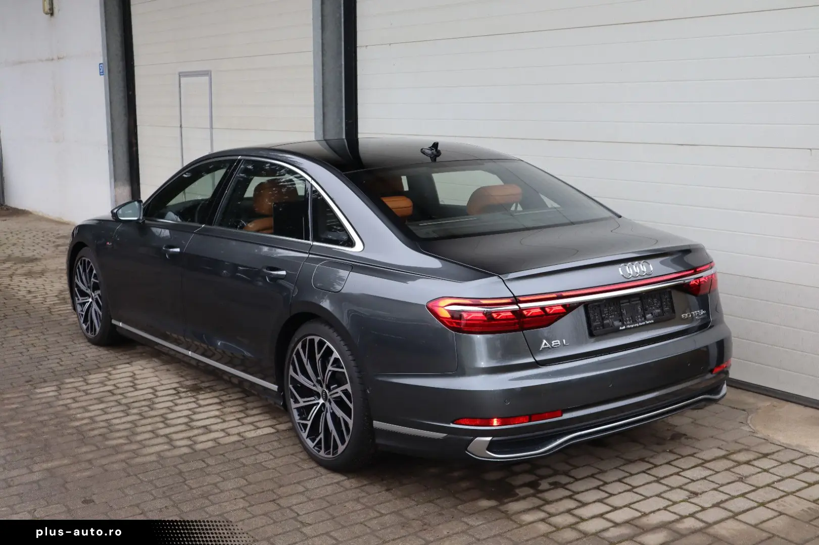 AUDI A8L 60TFSIe lang UNIKAT RUHESITZ VOLL UPE189.125
