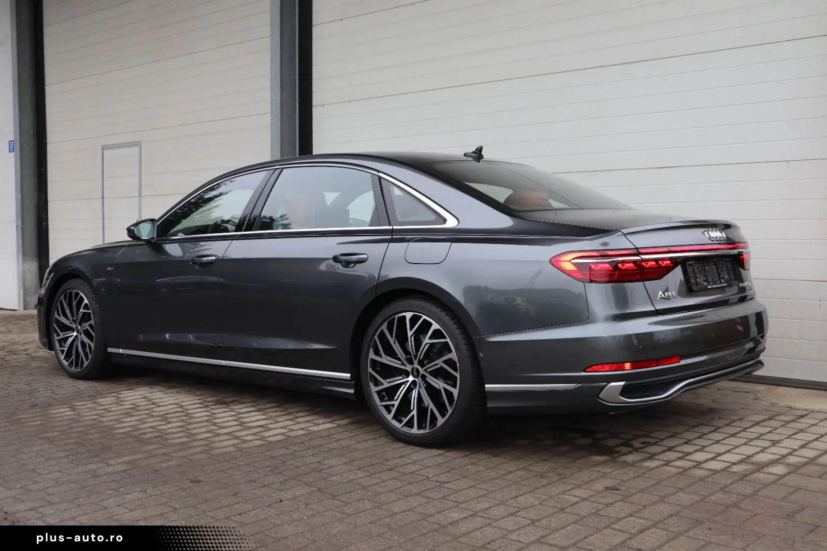 AUDI A8L 60TFSIe lang UNIKAT RUHESITZ VOLL UPE189.125