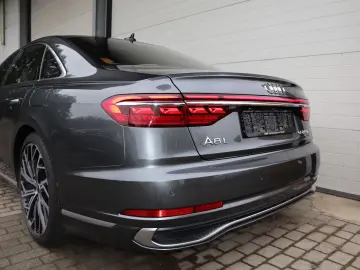 AUDI A8L 60TFSIe lang UNIKAT RUHESITZ VOLL UPE189.125