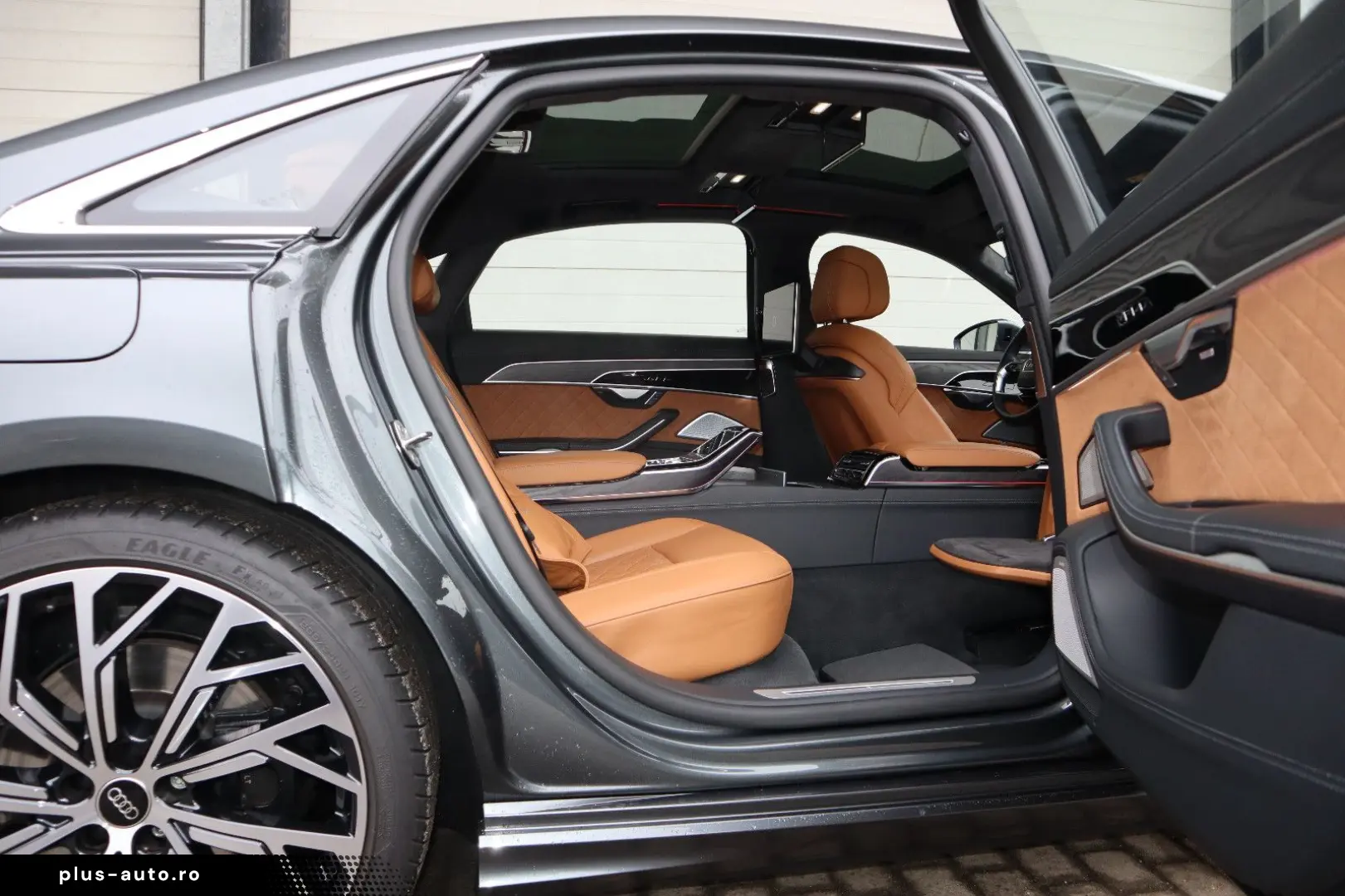 AUDI A8L 60TFSIe lang UNIKAT RUHESITZ VOLL UPE189.125