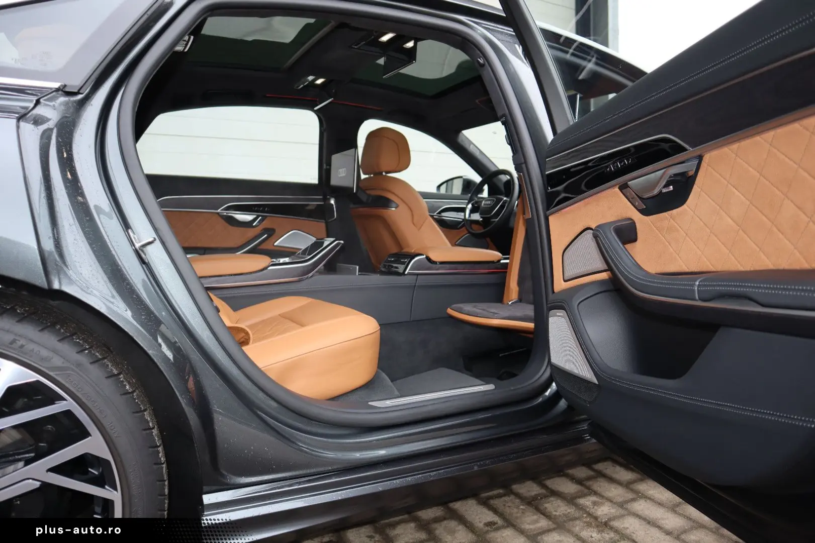 AUDI A8L 60TFSIe lang UNIKAT RUHESITZ VOLL UPE189.125