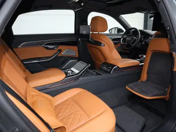 AUDI A8L 60TFSIe lang UNIKAT RUHESITZ VOLL UPE189.125
