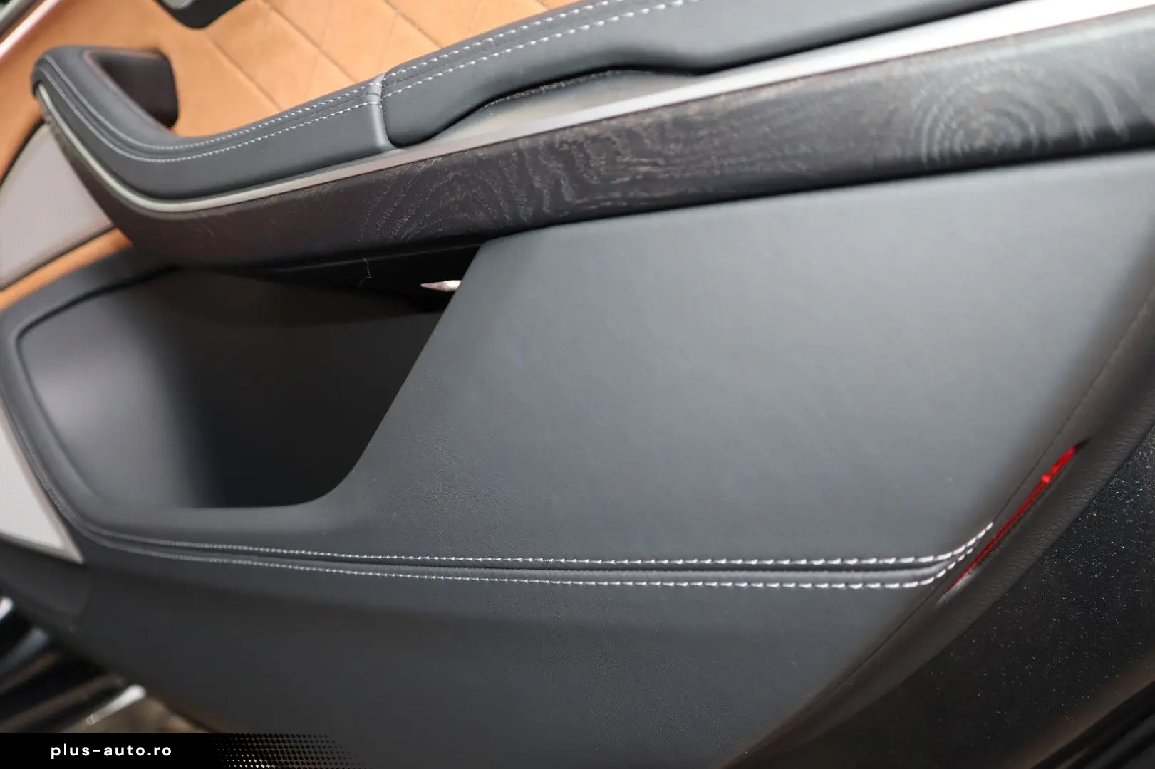 AUDI A8L 60TFSIe lang UNIKAT RUHESITZ VOLL UPE189.125