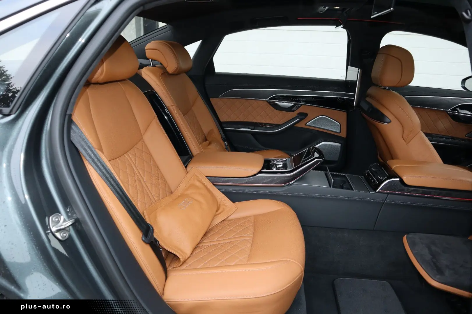 AUDI A8L 60TFSIe lang UNIKAT RUHESITZ VOLL UPE189.125