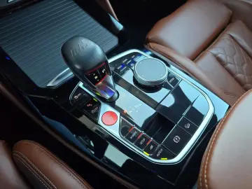 BMW X4 M Competition FACELIFT DEUTSCH Merino 21´´HUD