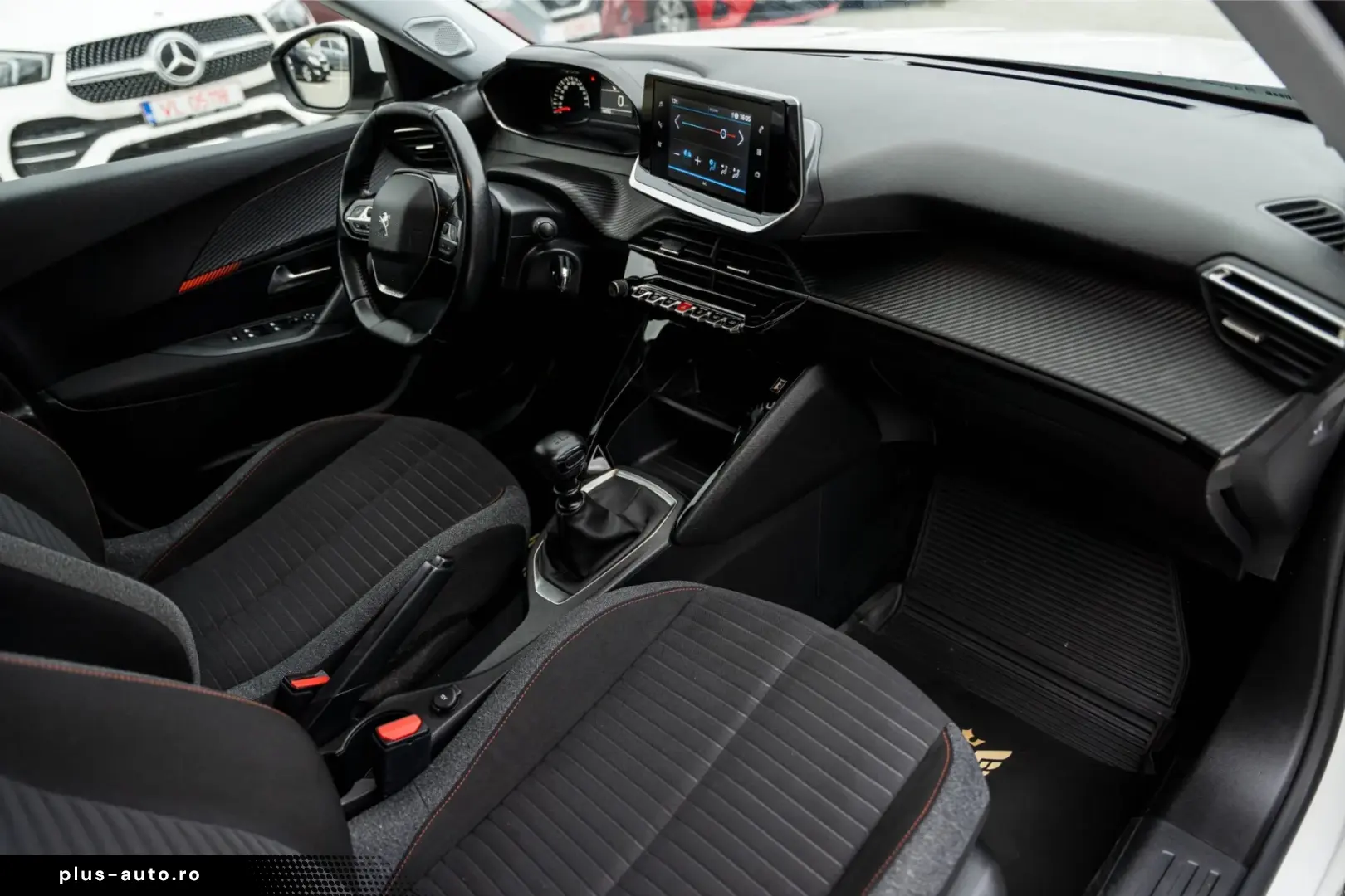 Peugeot 2008 BlueHDi 100 STOP & START Active