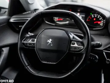 Peugeot 2008 BlueHDi 100 STOP & START Active