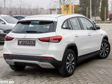 Mercedes-Benz GLA 250 e 8G-DCT Style