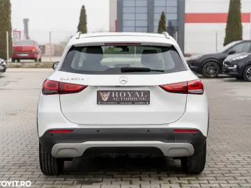 Mercedes-Benz GLA 250 e 8G-DCT Style