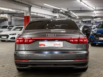 AUDI A8 55 TFSI quattro HeadUp Pano B&O