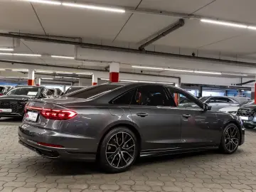 AUDI A8 55 TFSI quattro HeadUp Pano B&O