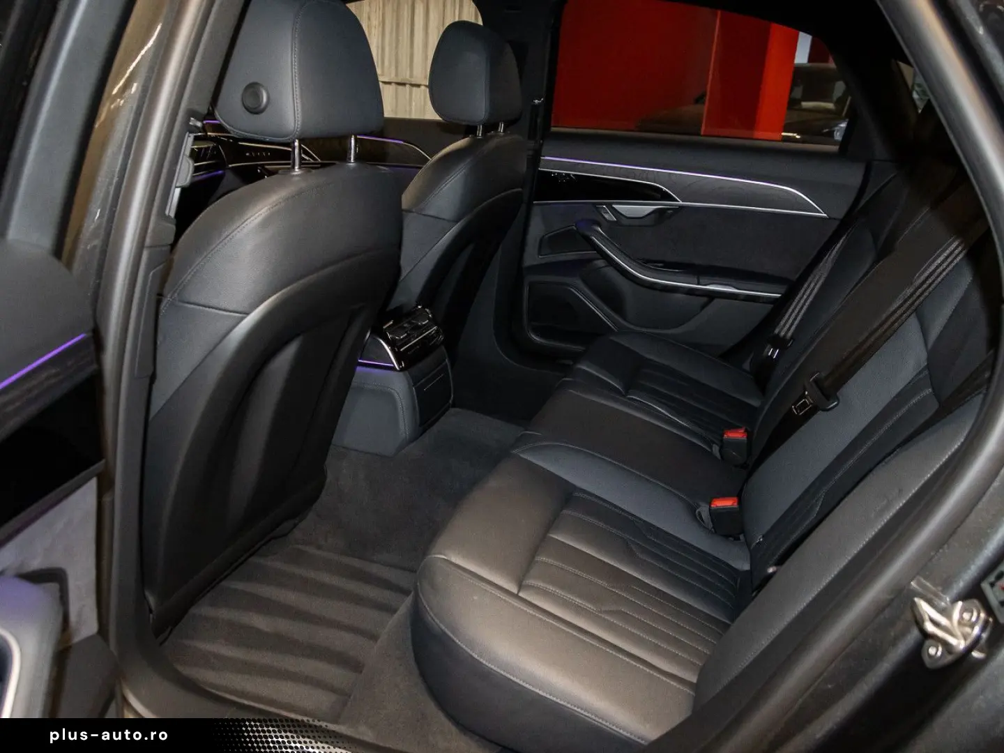 AUDI A8 55 TFSI quattro HeadUp Pano B&O