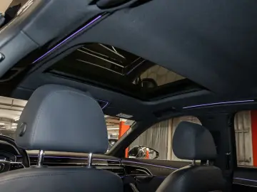 AUDI A8 55 TFSI quattro HeadUp Pano B&O
