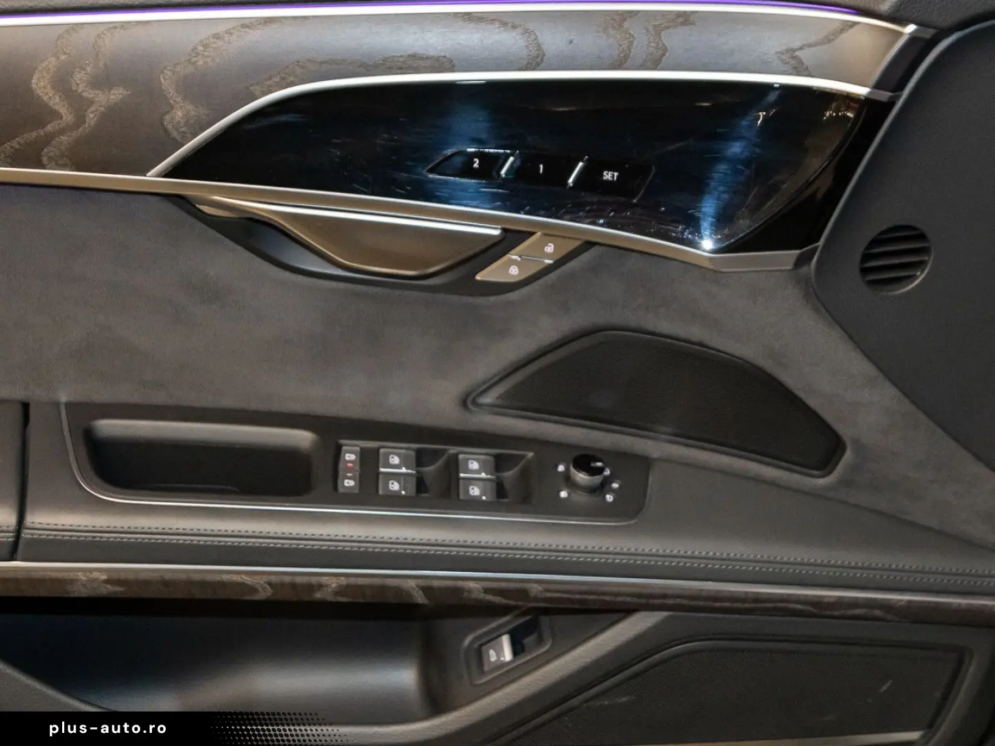 AUDI A8 55 TFSI quattro HeadUp Pano B&O