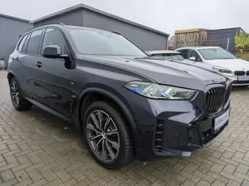 BMW X5 30 d xDrive M-Sport  neues Modell
