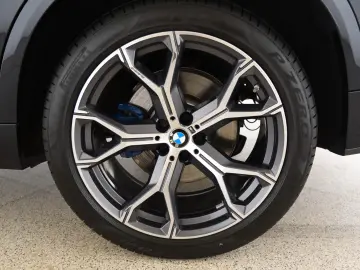 BMW X5 xDrive30d M Sport Pro ACC Pano LED H&K AHK