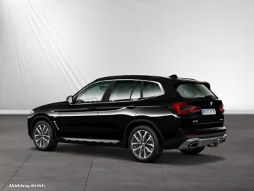 BMW X3 xDrive30e AHK Panorama Head-Up LCProf.