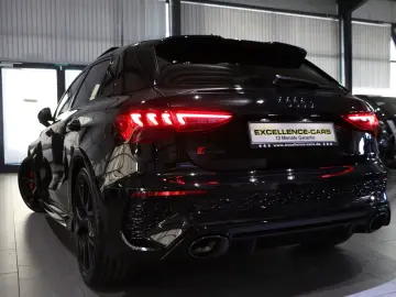 AUDI RS3 SPORTBACK 2.5 TFSI Q RS-DESIGN BLACK