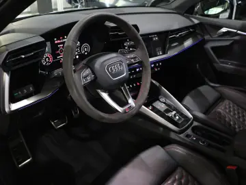 AUDI RS3 SPORTBACK 2.5 TFSI Q RS-DESIGN BLACK