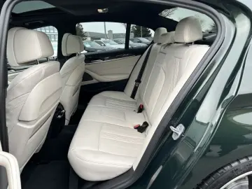 BMW M550i xDrive Limousine LASER ACC 360 GSD