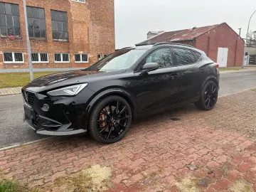 CUPRA Formentor VZ5 BAT 4Drive APT Akrapovic 450 HP !