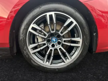 BMW 550e xDrive M Sport AHK Pano Head-Up