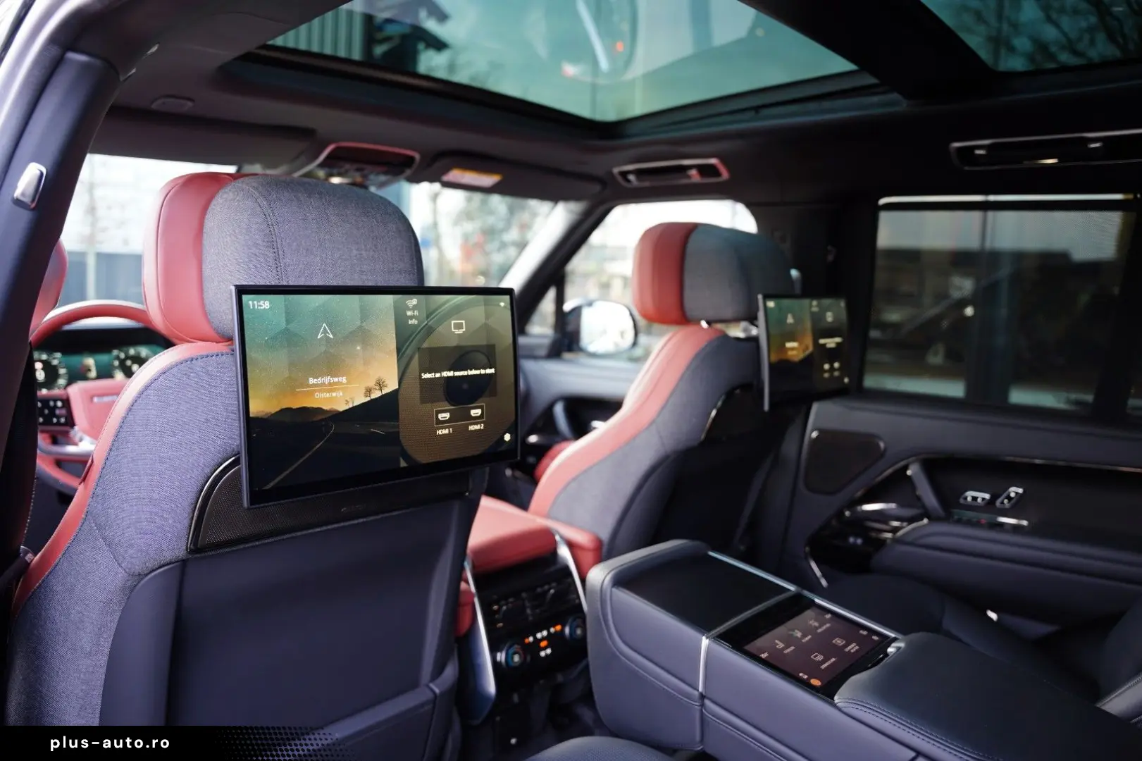 LAND ROVER Range Rover 4.4 P615 SV Bespoke Interior