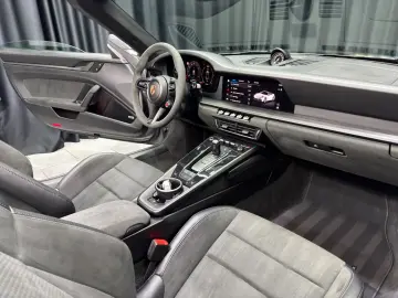 PORSCHE 992.2 911 Carrera GTS T-Hybrid Cabriolet BOSE