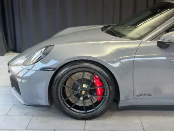 PORSCHE 992.2 911 Carrera GTS T-Hybrid Cabriolet BOSE