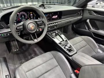 PORSCHE 992.2 911 Carrera GTS T-Hybrid Cabriolet BOSE