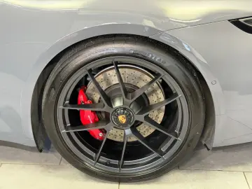 PORSCHE 992.2 911 Carrera GTS T-Hybrid Cabriolet BOSE